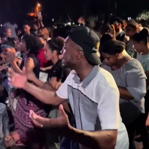 Mentira To' (Live) (feat. Natthakeys)